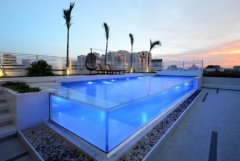 透明泳池為什么要選擇亞克力材質(zhì)來制作？