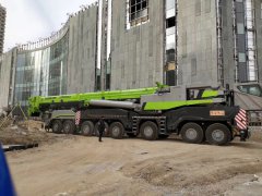 遼寧營口鲅魚圈魔法溫泉懸空透明泳池建設(shè)施工